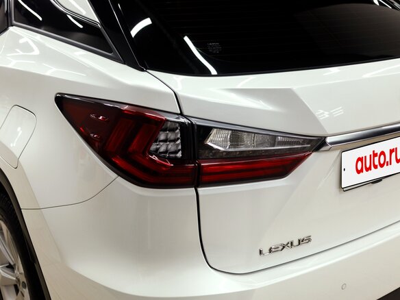 2017 Lexus RX 200t IV, белый, 3500000 рублей - вид 21