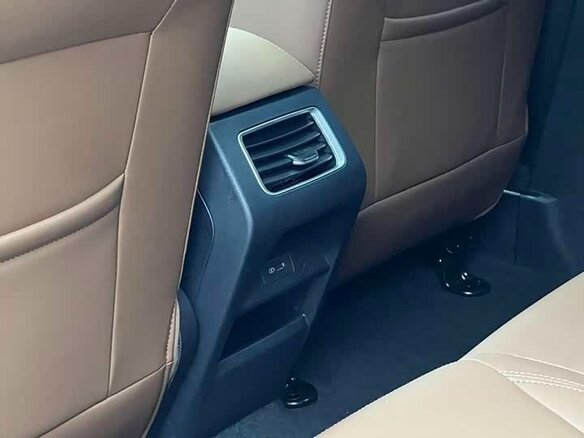 2021 Geely Vision X6 Pro, белый - вид 14