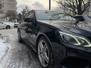 2014 Mercedes-Benz E-Класс 200 IV (W212, S212, C207) Рестайлинг, чёрный, 2175000 рублей, вид 3