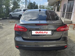 2017 Ford Focus III Рестайлинг, серый, 1270000 рублей, вид 3