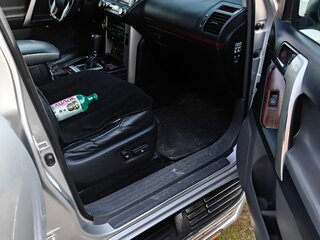 2009 Toyota Land Cruiser Prado 150 Series, серебристый, 3000000 рублей, вид 4