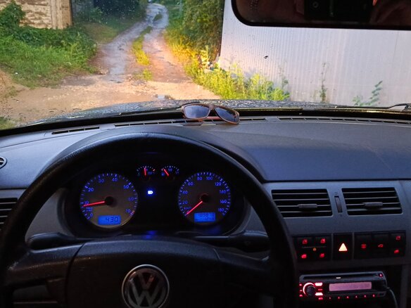 2005 Volkswagen Pointer, серый, 240000 рублей - вид 19