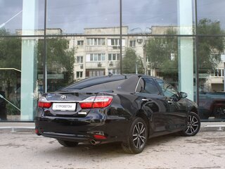2017 Toyota Camry VII (XV50) Рестайлинг 2, чёрный, 2047000 рублей, вид 5