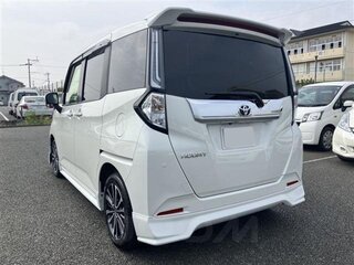 2023 Toyota Roomy I Рестайлинг, белый, 1070000 рублей, вид 5
