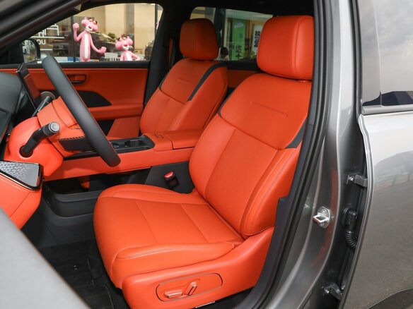 2026 Toyota bZ3X 58.3 kWh, серебристый, 3013000 рублей - вид 23