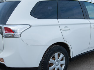 2012 Mitsubishi Outlander III, белый, 1150000 рублей, вид 3