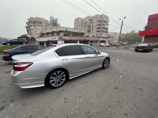 2013 Honda Accord IX, серебристый, 1400000 рублей, вид 5