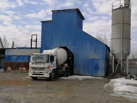 2013 Hino Бетоносмеситель, белый, 4500000 рублей, вид 2