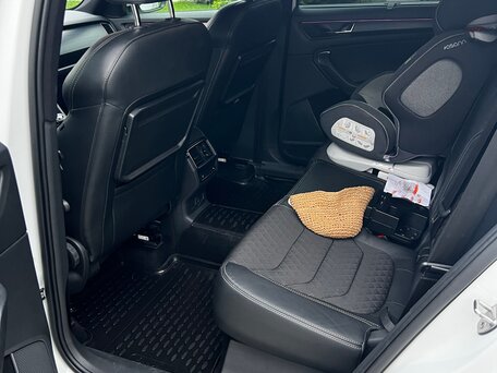 2018 Skoda Kodiaq I, белый, 2400000 рублей, вид 4