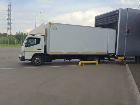 2021 Fuso (Mitsubishi) Canter, белый, 3150000 рублей, вид 2