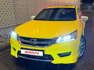 2013 Honda Accord IX, белый, 2500000 рублей, вид 3