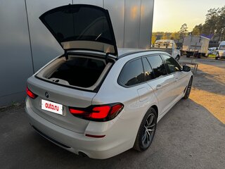 2018 BMW 5 серии 520d xDrive VII (G30/G31/G38), белый, 3300000 рублей, вид 4