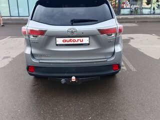 2014 Toyota Highlander III (XU50), серебристый, 2950000 рублей, вид 4