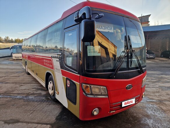 2008 Kia Granbird, красный - вид 1