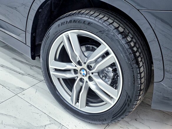 2019 BMW X1 18d xDrive II (F48) Рестайлинг, чёрный, 3130000 рублей - вид 17