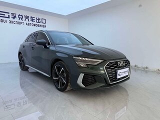 2022 Audi A3 Sportback 35 TFSI IV (8Y), чёрный, 2150000 рублей, вид 3