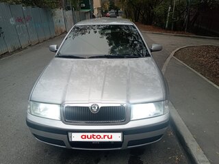 2001 Skoda Octavia I (A4) Рестайлинг, белый, 500000 рублей, вид 1