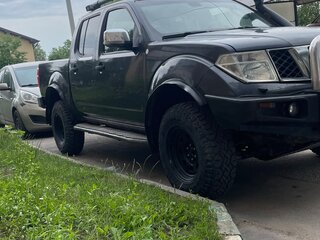 2008 Nissan Navara (Frontier) III (D40), серый, 1600000 рублей, вид 3