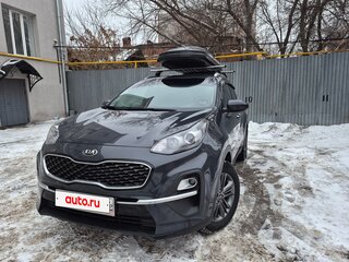 2020 Kia Sportage IV Рестайлинг, серый, 2555000 рублей, вид 3