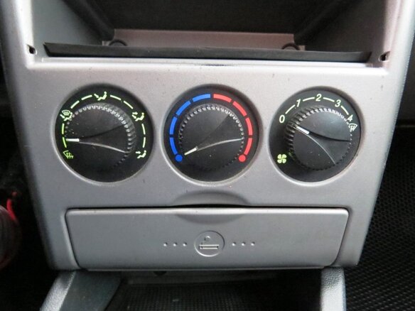 2011 Lada (ВАЗ) Priora I, синий, 320000 рублей - вид 15