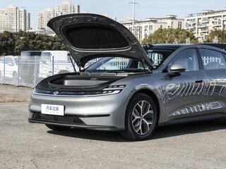 2026 Changan Qiyuan A06 28.39 kWh, серебристый, 2590000 рублей, вид 5