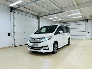 2015 Honda Stepwgn Spada V, белый, 2299999 рублей, вид 2