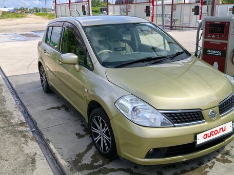 2005 Nissan Tiida I, золотистый, 460000 рублей, вид 3