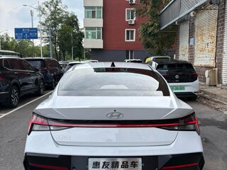2023 Hyundai Elantra VII (CN7) Рестайлинг, белый, 1590000 рублей, вид 5