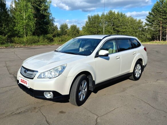 2012 Subaru Outback IV Рестайлинг, белый, 1550000 рублей - вид 1