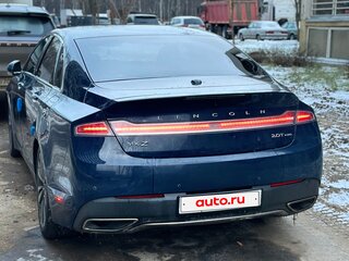 2019 Lincoln MKZ II Рестайлинг, синий, 1450000 рублей, вид 3