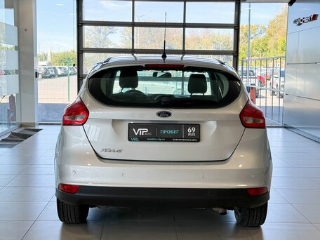 2015 Ford Focus III Рестайлинг, серебристый, 970000 рублей, вид 5