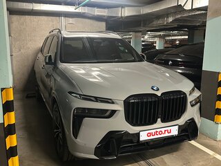 2022 BMW X7 40i I (G07) Рестайлинг, серый, 11500000 рублей, вид 2