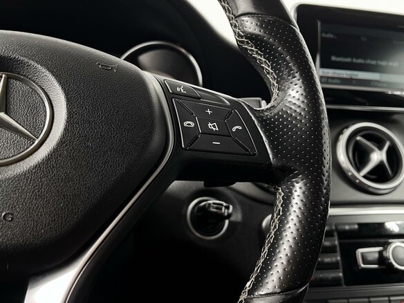 2014 Mercedes-Benz GLA 200 I (X156), белый, 1539900 рублей - вид 13