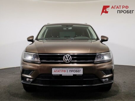 2018 Volkswagen Tiguan II, коричневый, 1730000 рублей, вид 2