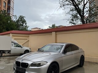 2012 BMW 5 серии 528i VI (F10/F11/F07), серебристый, 1560000 рублей, вид 1