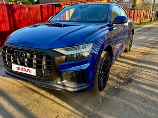 2019 Audi Q8 55 TFSI I (4M), синий, 5600000 рублей, вид 3