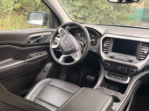 2019 GMC Acadia II Рестайлинг, чёрный, 2400000 рублей - вид 7