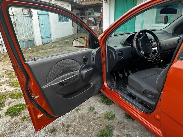 2006 Chevrolet Aveo I, оранжевый, 450000 рублей - вид 6