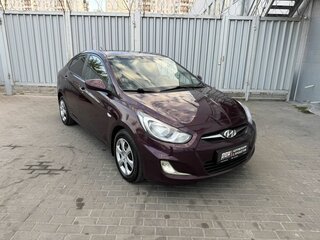 2011 Hyundai Solaris I, фиолетовый, 675000 рублей, вид 3