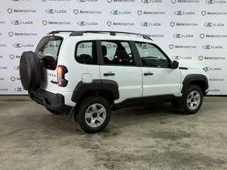 2026 Lada (ВАЗ) Niva Travel I Рестайлинг, белый, 1603000 рублей, вид 3