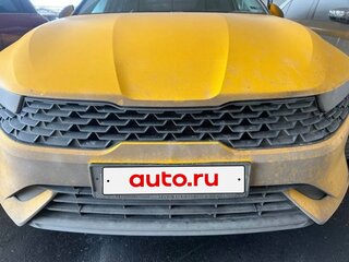 2022 Kia K5 III, жёлтый, 1890000 рублей, вид 4