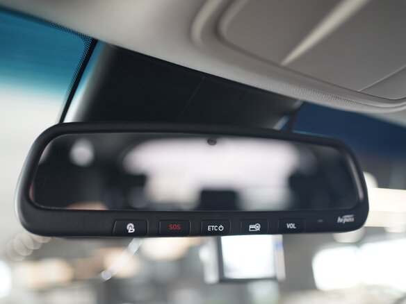 2020 Hyundai Santa Fe IV, серый, 2920000 рублей - вид 21