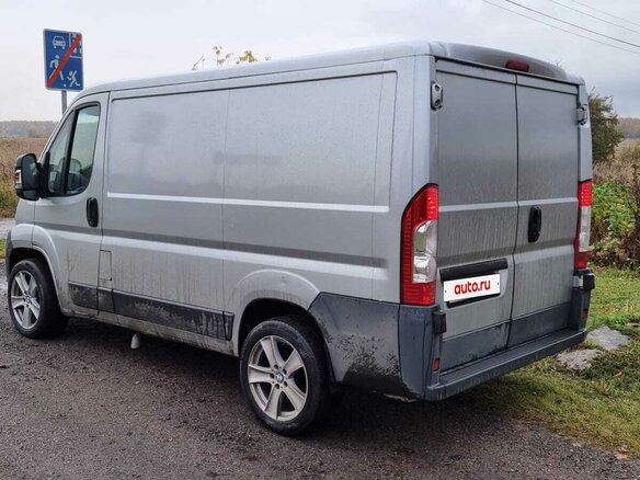 2010 Peugeot Boxer, серый, 1330000 рублей - вид 3