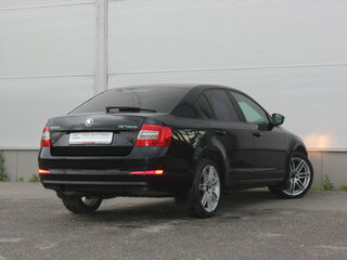 2014 Skoda Octavia III (A7), чёрный, 1010000 рублей, вид 2