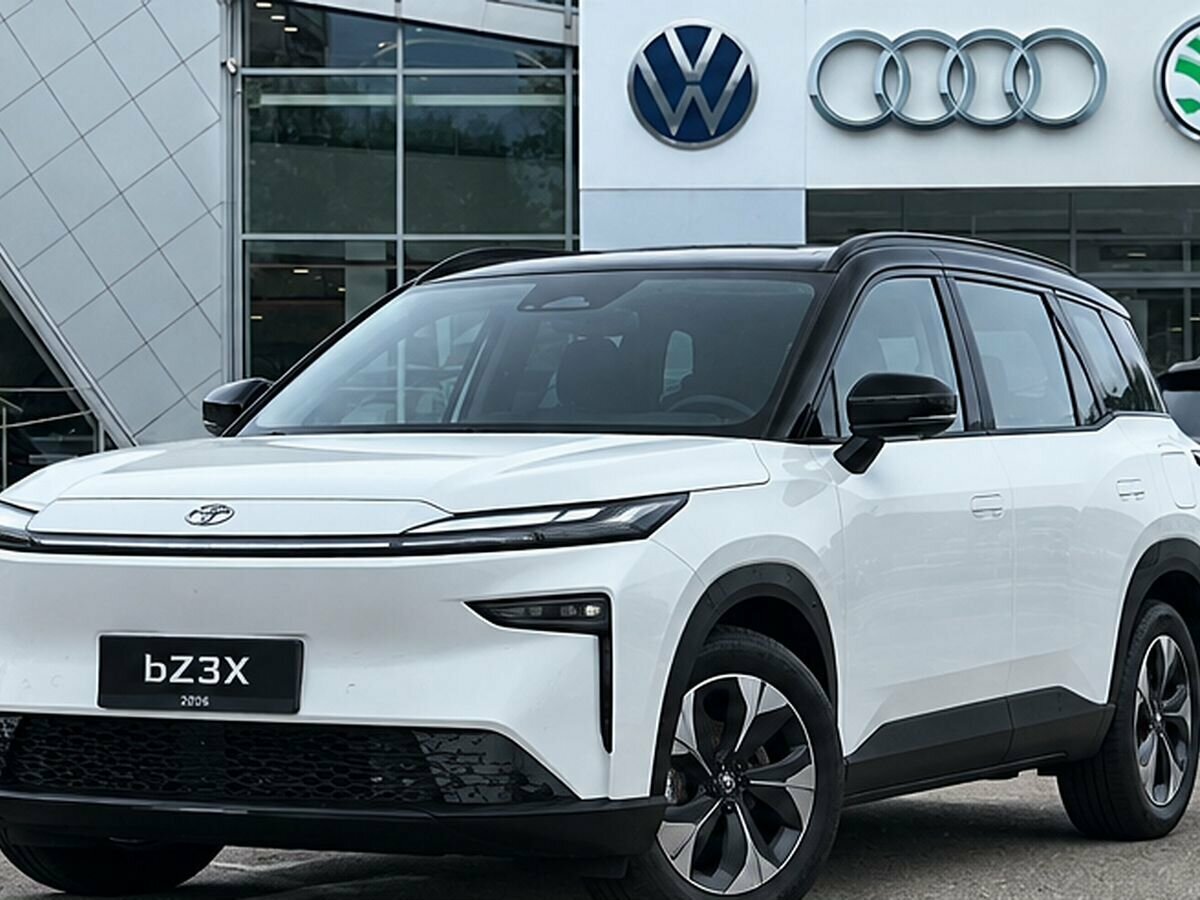 Открыть фотографии: Toyota bZ3X