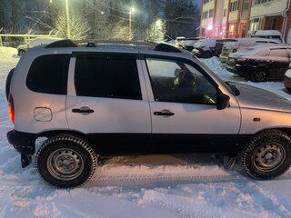2008 Chevrolet Niva I, серебристый, 300000 рублей, вид 2