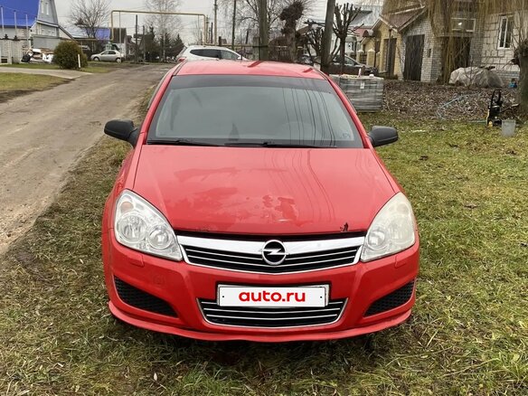 2010 Opel Astra H Рестайлинг, красный, 350000 рублей - вид 1