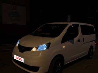 2016 Nissan NV200, белый, 1500000 рублей, вид 2