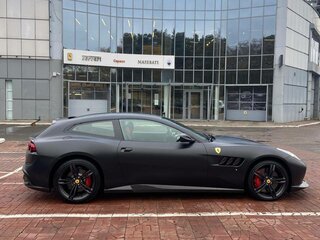 2018 Ferrari GTC4Lusso, чёрный, 21700000 рублей, вид 4