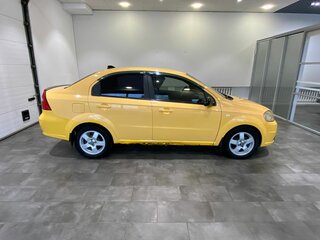 2007 Chevrolet Aveo I Рестайлинг, жёлтый, 269000 рублей, вид 4